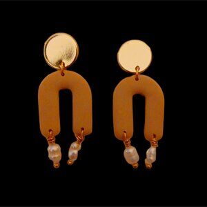 Borcik Disk And Arch Gold Tone Pearl Accent Stud Dangle Earrings 1.5"